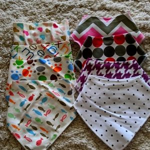 Pet bandanas